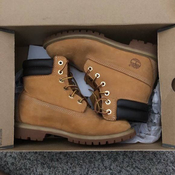 Timbs - Picture 1 of 4